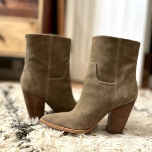 Size 6 Marc Fisher Suede Boots